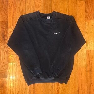 Nike Vintage Black Crewneck Size Medium